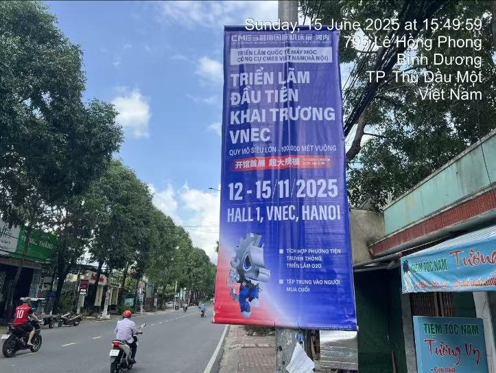 华机蓝在越南刷屏!2025越南国际机床展百个道旗广告全面上线!-华机展