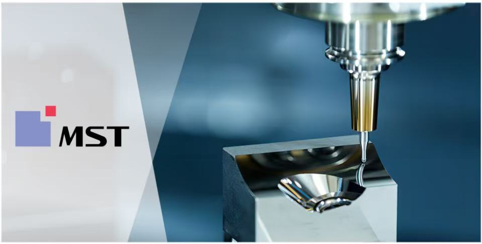 �ж�������й������°��곬���ģרҵչ��2025��ݸ��-����չ